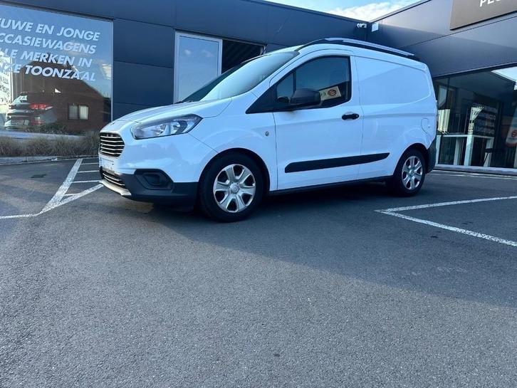 Ford Transit Courier (année de construction 2021), Autos, Camionnettes & Utilitaires, Entreprise, Achat, ABS, Airbags, Air conditionné