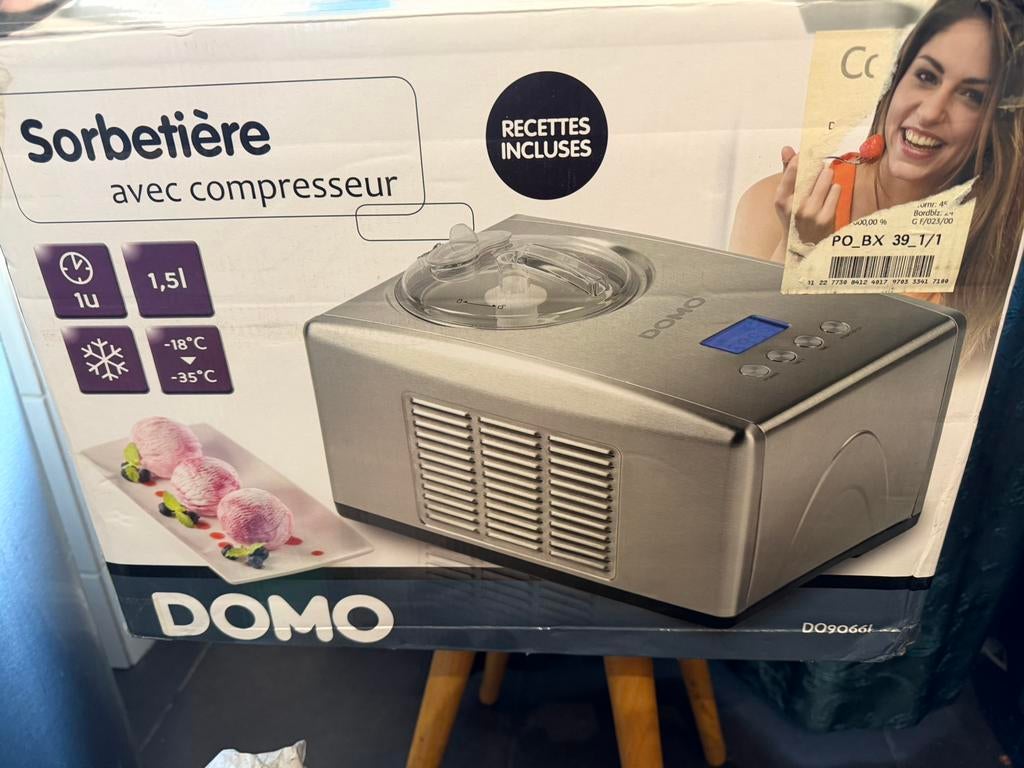 Titre : Turbine à Glace Professionnelle DOMO DO9066L boites, Elektronische apparatuur, IJsmachines, Zo goed als nieuw, Zelfvriezend