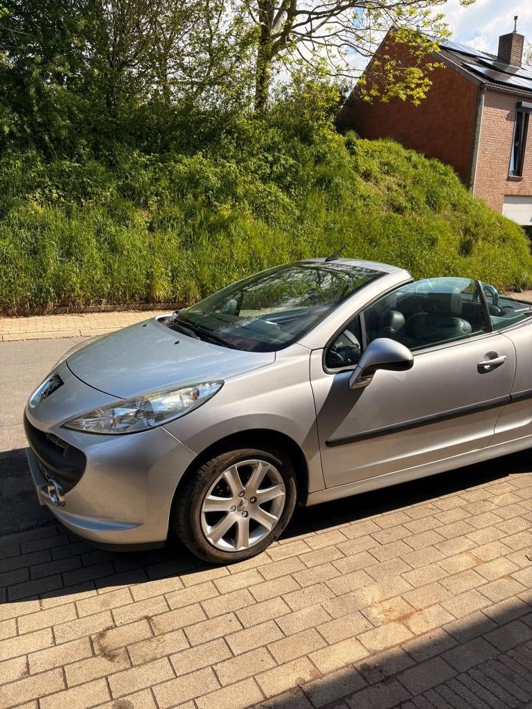 Peugeot 207 cabriolet essence, Autos, Cuir, Argent ou Gris, Achat, Cabriolet