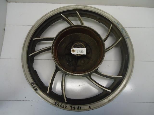 XJ650 1980 - 1984 Yamaha Velg D1-33635, Motoren