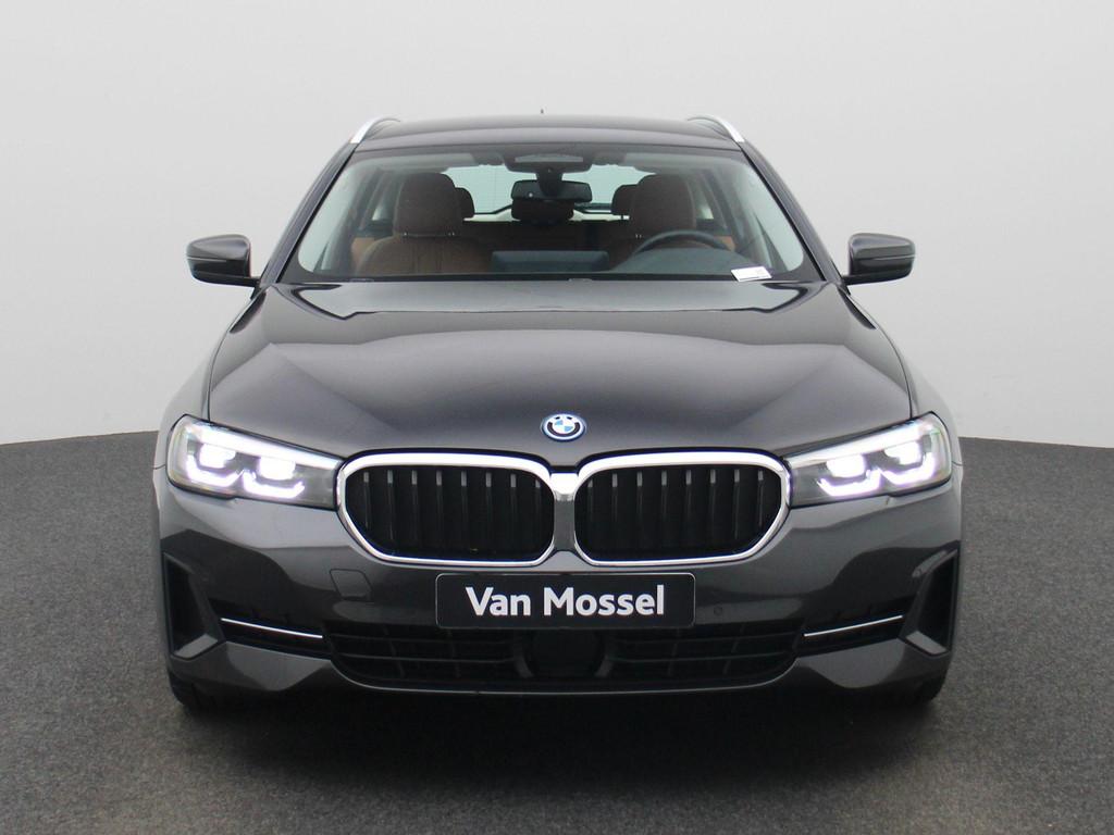 BMW 5 Serie Reeks Touring 530e 215kW xDrive Auto, 12 kWh, Electronic Stability Program (ESP), 2000 kg, Hybride rechargeable