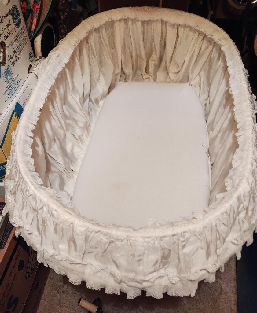 Smeedijzer Wieg, Ophalen, Zo goed als nieuw