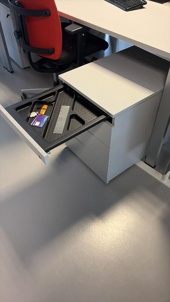 Caissons à tiroirs 58 pièces, Enlèvement, Comme neuf