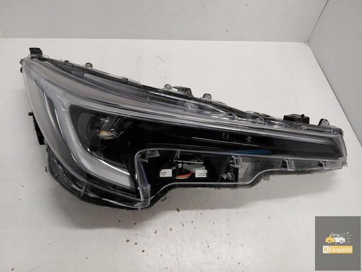 81110-02X10, Toyota Corolla E21 HB Lift Suzuki Swace Lift Vo, Auto-onderdelen, Verlichting, Toyota, Gebruikt