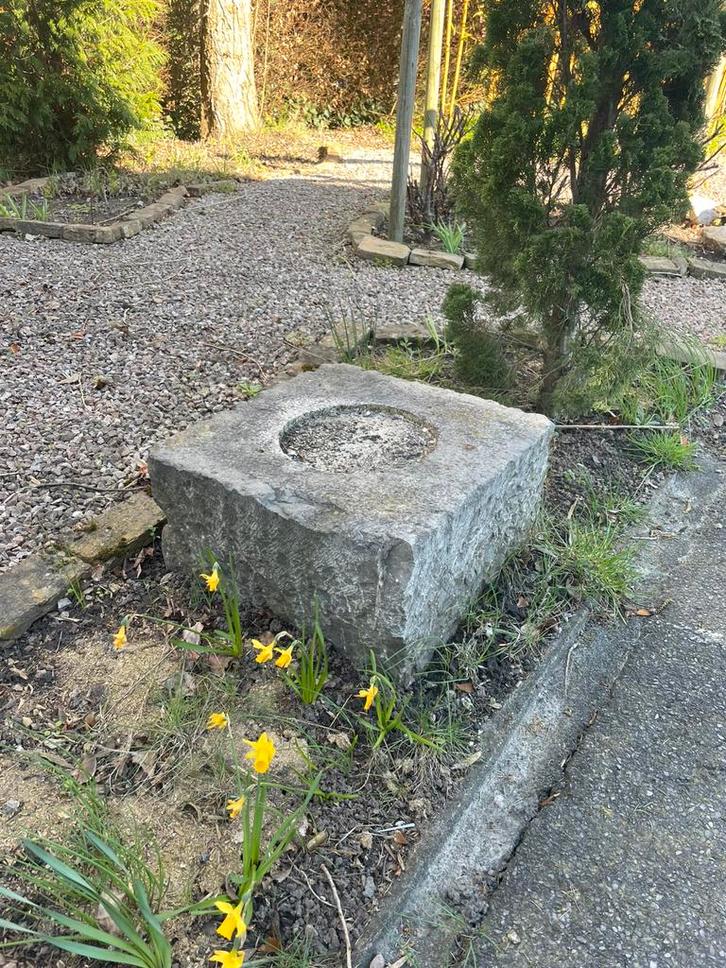 2 arduinen tuin ornamentstenen, Tuin en Terras, Waterpartijen en Fonteinen, Zo goed als nieuw, Ophalen