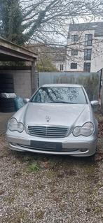 MERCEDES 220 CDI  Avangarde, grijs metalic 245000km gekeurd, Autos, Mercedes-Benz, Particulier, Achat