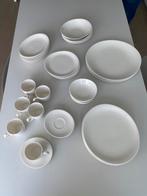 45-delig servies, royal fine china, Ophalen, Zo goed als nieuw, Porselein, Bord(en)