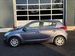 Hyundai i20 1.2i DynamicVersion, airco, Argent ou Gris, Entreprise, 124 g/km, 5 portes