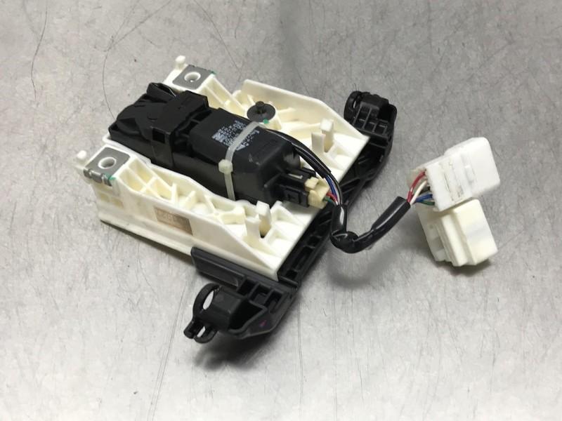MOTEUR REGLAGE SIÈGE ELECTRIQUE Lexus LS (F4), Autos : Pièces & Accessoires, Utilisé, Lexus