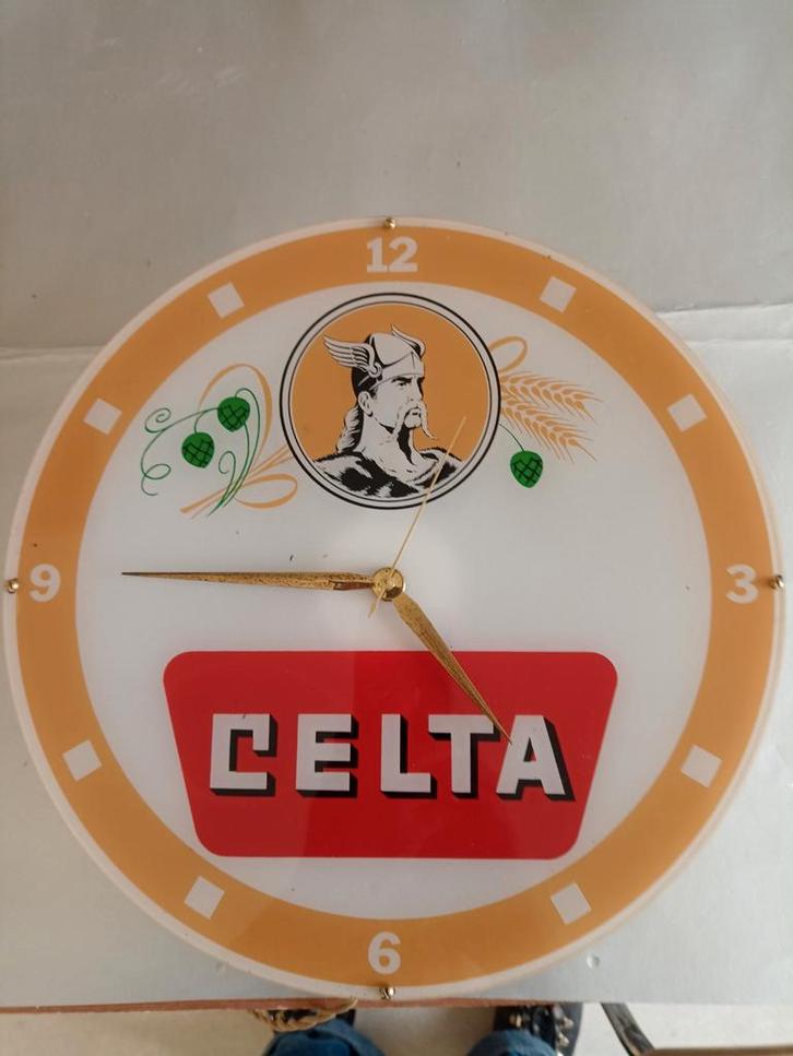 Vintage Celta pils klok Meiresonne, Verzamelen, Biermerken, Ophalen