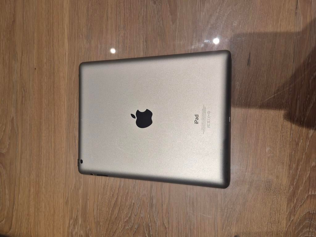 iPad is gecrasht, Ophalen of Verzenden, Niet werkend