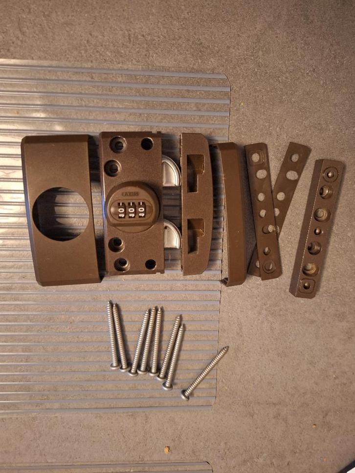 ABUS Veiligheidssloten, Doe-het-zelf en Bouw, Hang- en Sluitwerk, Zo goed als nieuw, Slot, IJzer, Ophalen