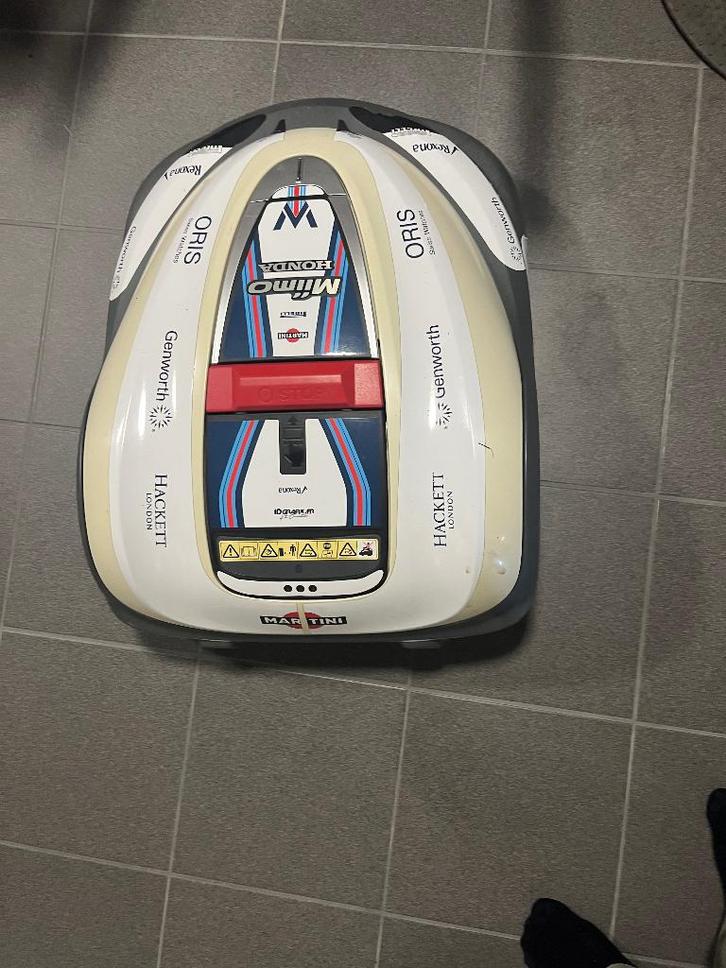 Robot tondeuse Miimo 3000, Tuin en Terras, Robotmaaiers, Gebruikt, 20 tot 25 cm, Bestuurbaar via app, Ophalen