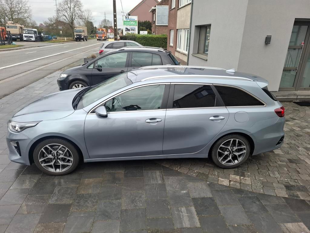 Kia Ceed sportwagon 1.6 benzine 160 PK Automatisch, Particulier, Benzine, Te koop