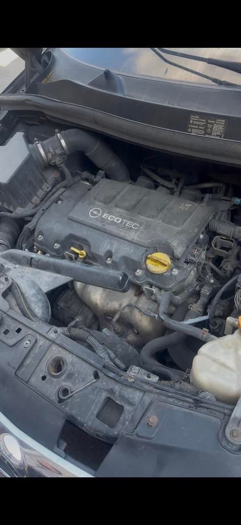 Opel corsa D12XER complet, Autos, Opel, Particulier, Corsa, Essence, Euro 5, Boîte manuelle, Enlèvement
