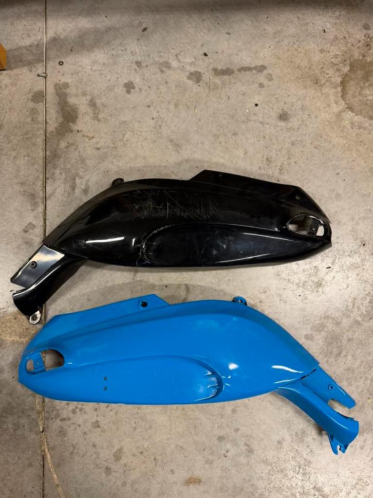 Piaggio Gilera Typhoon Kappen set, Fietsen en Brommers, Brommeronderdelen | Scooters, Zo goed als nieuw, Piaggio, Kap, Ophalen of Verzenden