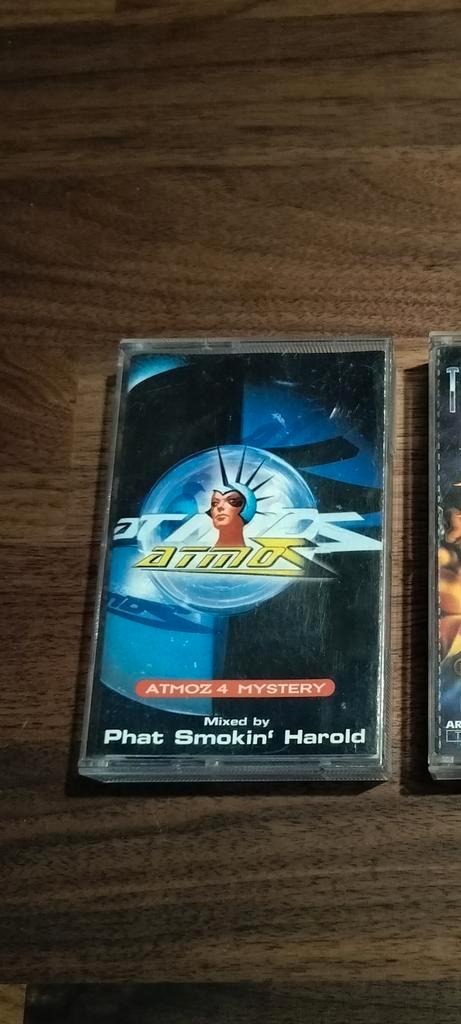 CASSETTE: ATMOZ 4 MYSTERY - Phat Smoking Harold / AT 8515 MC, Cd's en Dvd's, Cassettebandjes, Ophalen of Verzenden