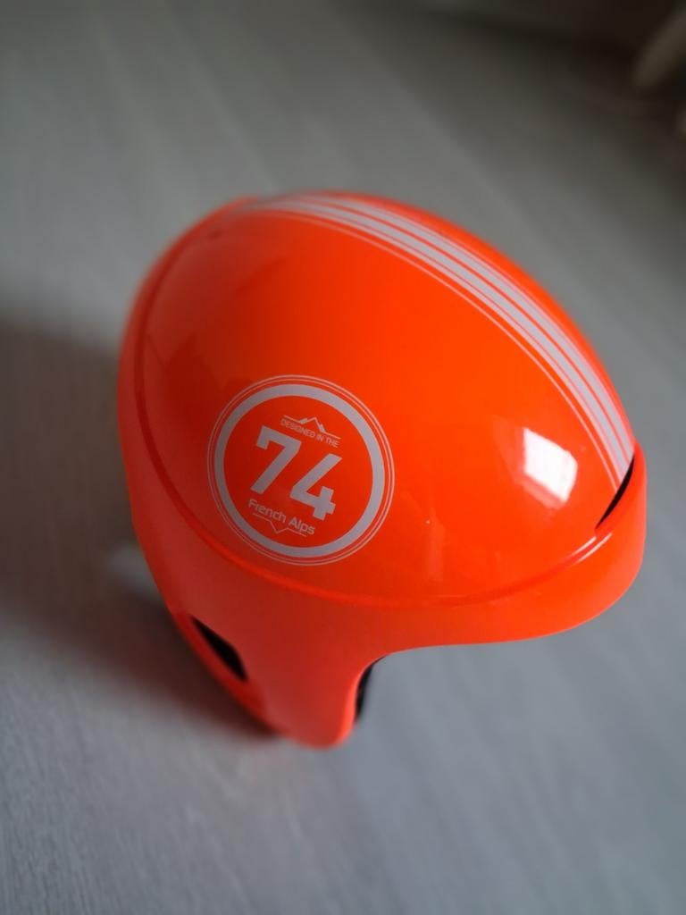 Kinder skihelm, Ophalen