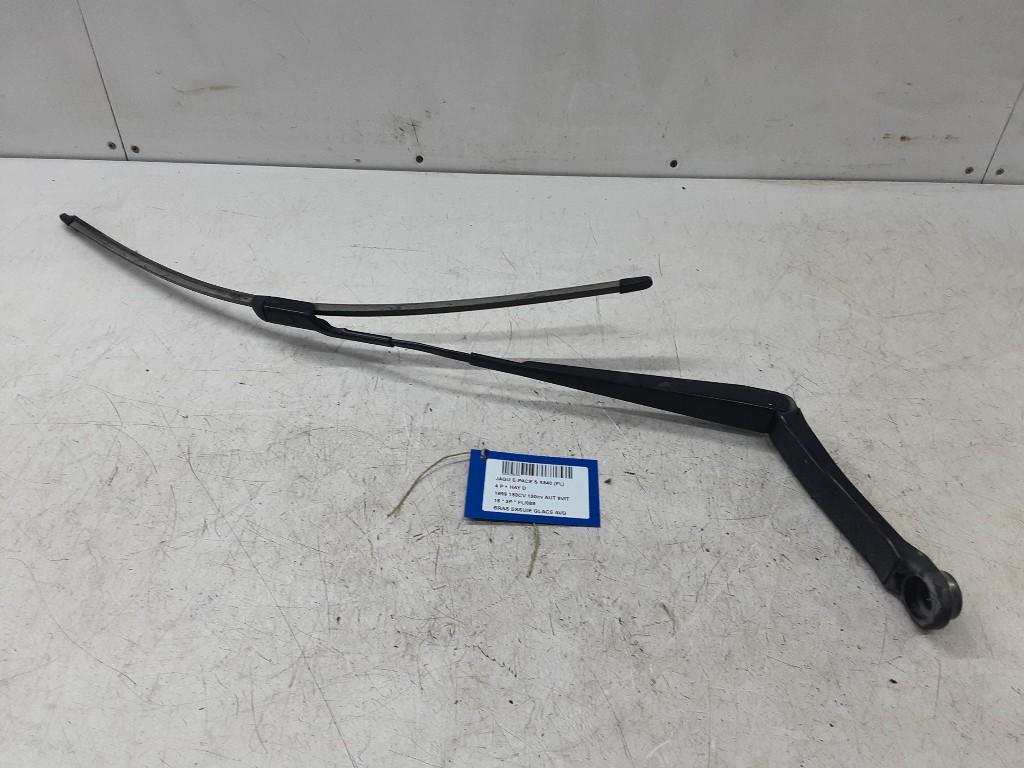 RUITENWISSERARM LINKS VOOR Jaguar E-Pace (01-2017/-), Gebruikt, Mevr. I. Hauben, Jaguar, Rue de l'Espoir 34 34
4030  GRIVEGNÉE, BE