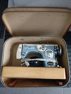 Antieke naaimachine in koffer, Antiquités & Art, Antiquités | Machines à coudre, Enlèvement