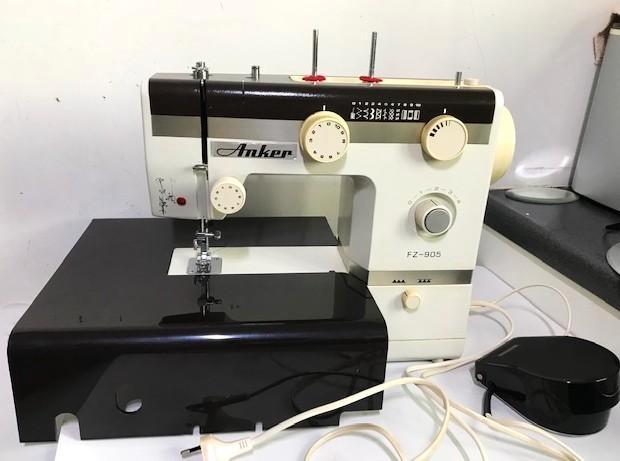Machine coudre Anker avec étui rangement FZ-905 😍💑🤗👌, Hobby & Loisirs créatifs, Machines à coudre & Accessoires, Utilisé, Machine à coudre