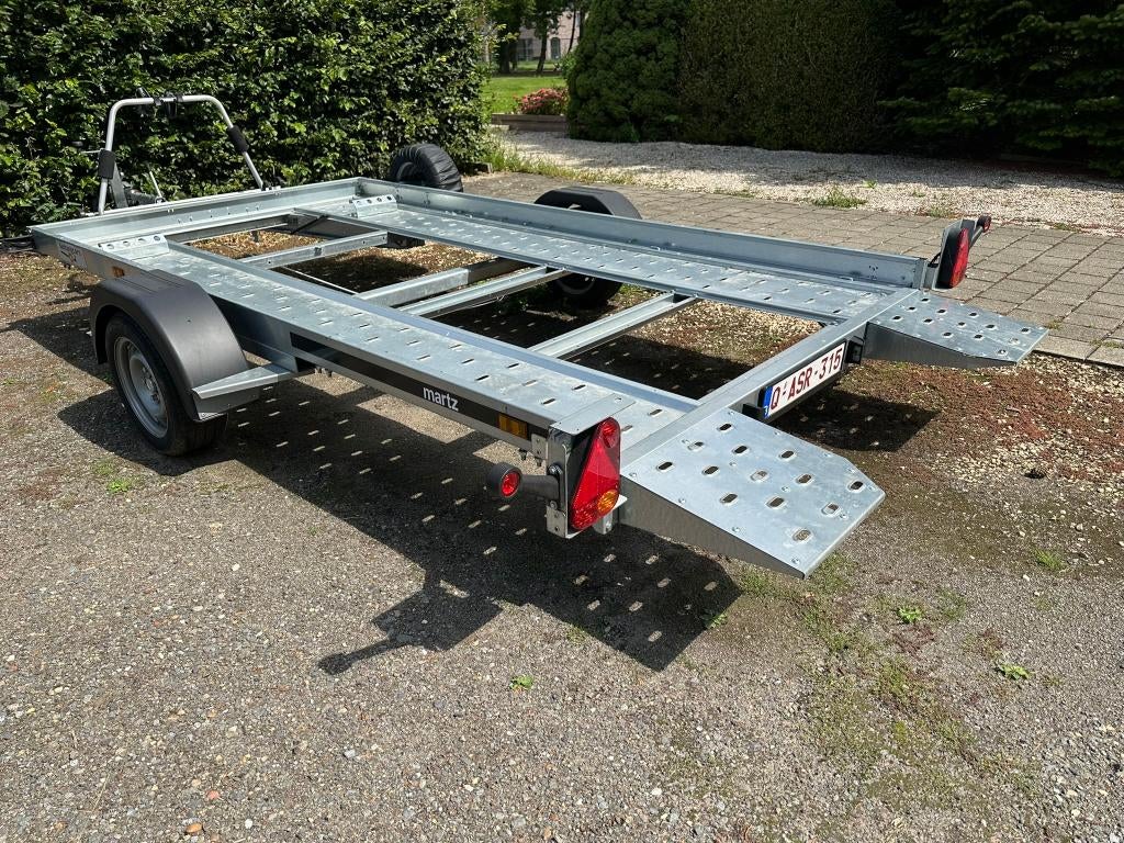 Autotransporter ideaal bij mobilhome, Ophalen, Zo goed als nieuw