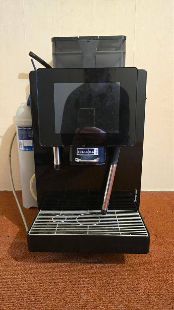 Professioneel koffiezetapparaat, Elektronische apparatuur, Koffiezetapparaten, Ophalen