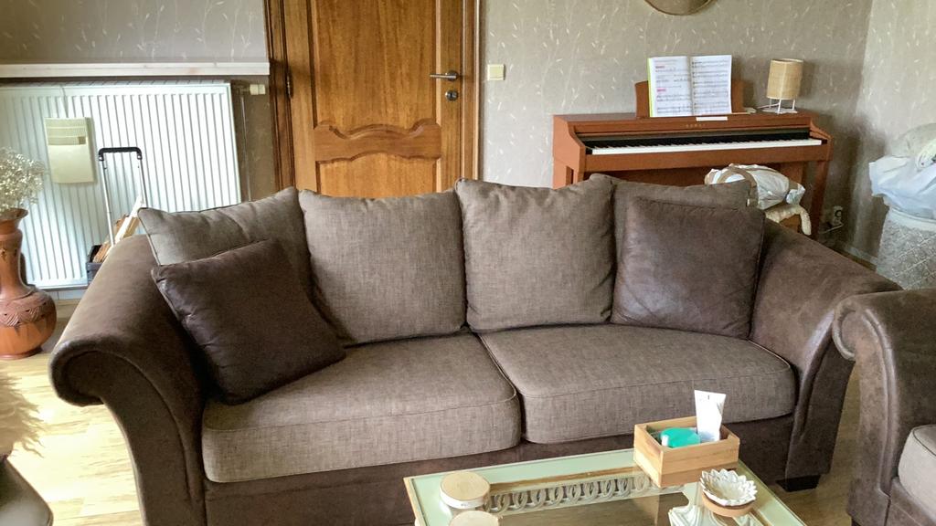 Prachtige tijdloze salon, Ophalen, Zo goed als nieuw