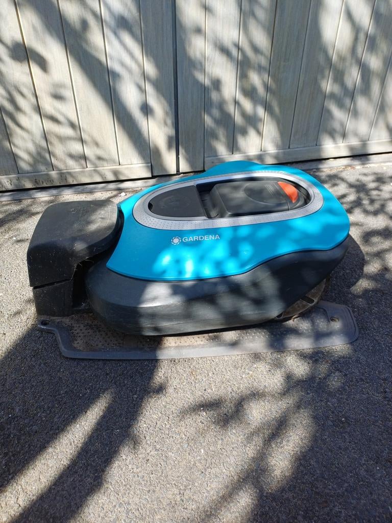 Gardena robot maaier, Tuin en Terras, Ophalen, Gebruikt, Gardena
