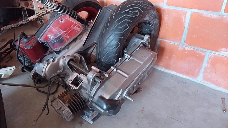 KEEWAY MOTORBLOCK 70CC MALOSSI – NIEUW GEREVISEERD/GEPOLEERD, Fietsen en Brommers, Brommeronderdelen | Algemeen, Nieuw, Blok, Ophalen