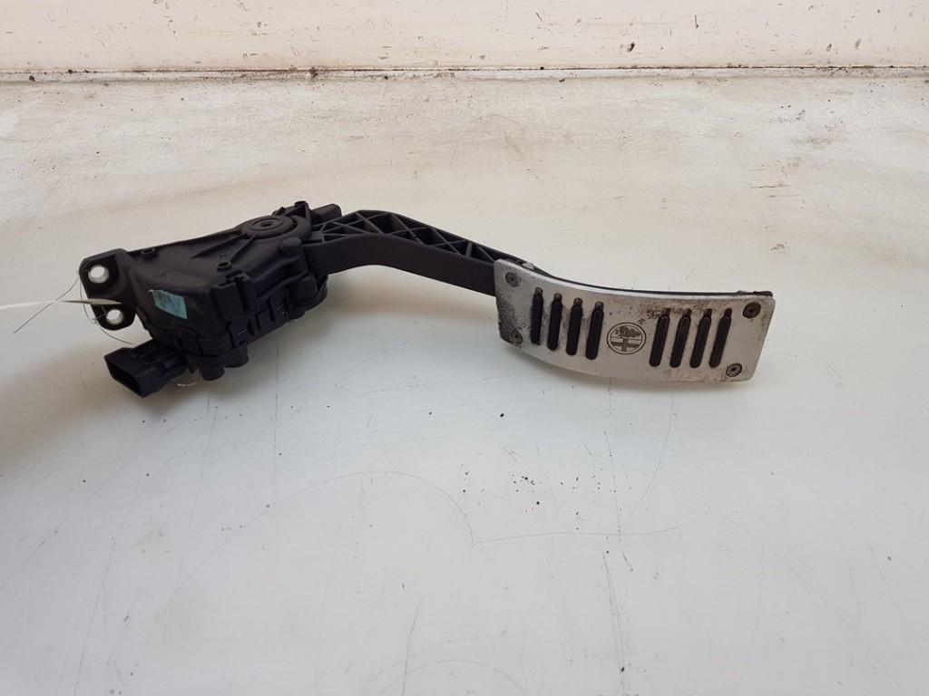 PEDALE D'ACCELERATEUR Alfa Romeo 159 (939AX) (|60695128|), Utilisé, Alfa Romeo