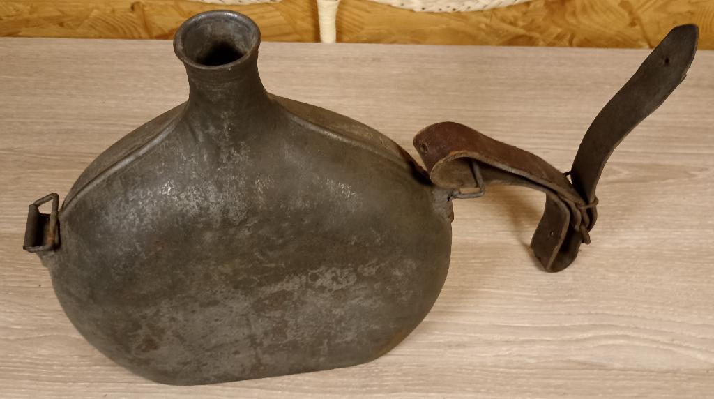 Gourde métallique Française avec sangle d'origine ww2, Envoi, Armée de terre, Autres types