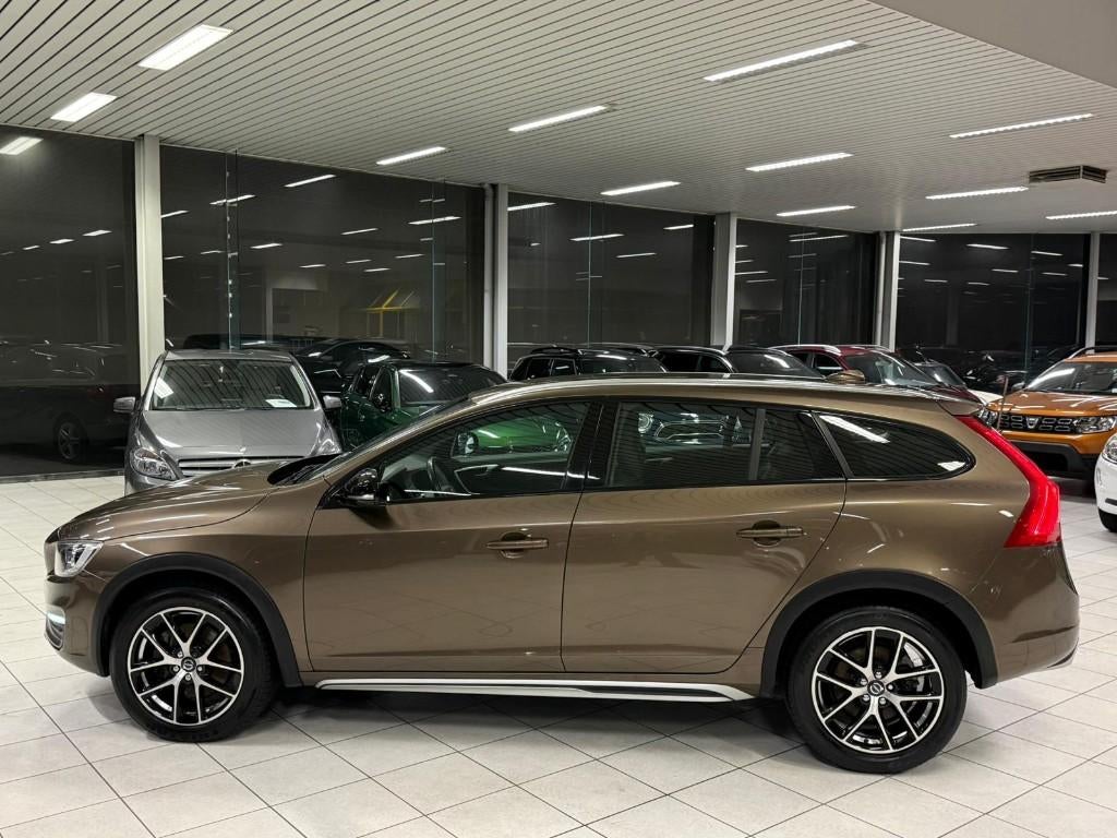 Volvo V60 Cross 2.0D 140kW Euro 6b Bouwjaar 2016 124.000 km, Auto's, Volvo, Euro 6, Leder, 5 deurs, Onderhoudsboekje