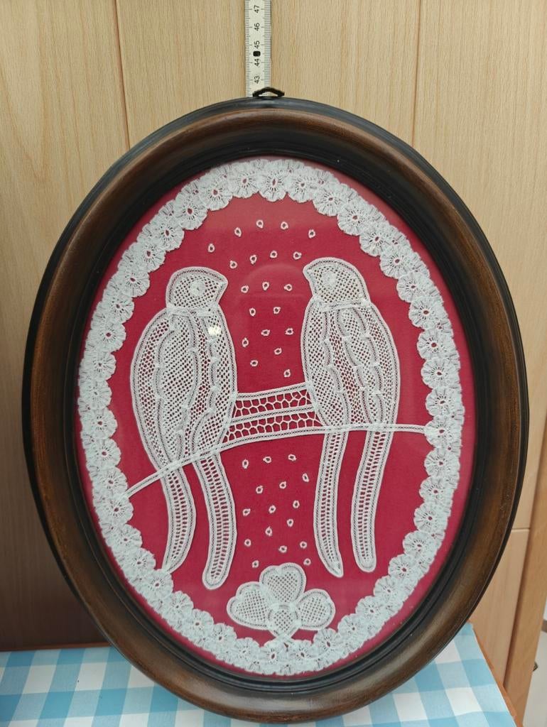 Kanten handwerk ingelijst, Ophalen, Ingelijst