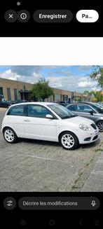 Lancia ypsilon 1,4 95cv momo design, Achat, Particulier, Y, Alcantara