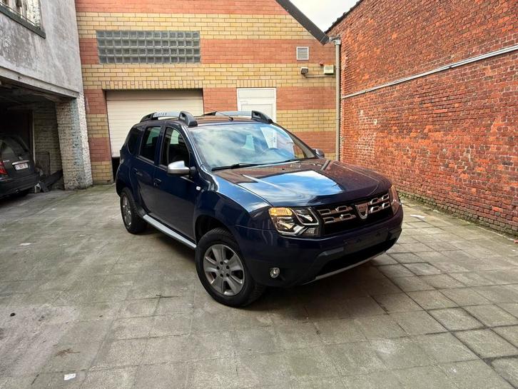 Dacia Duster 1.2i Essence Euro 6b 4/2016 Cuir Clim Gps Jante, Auto's, Dacia, Bedrijf, Te koop, Duster, ABS, Achteruitrijcamera