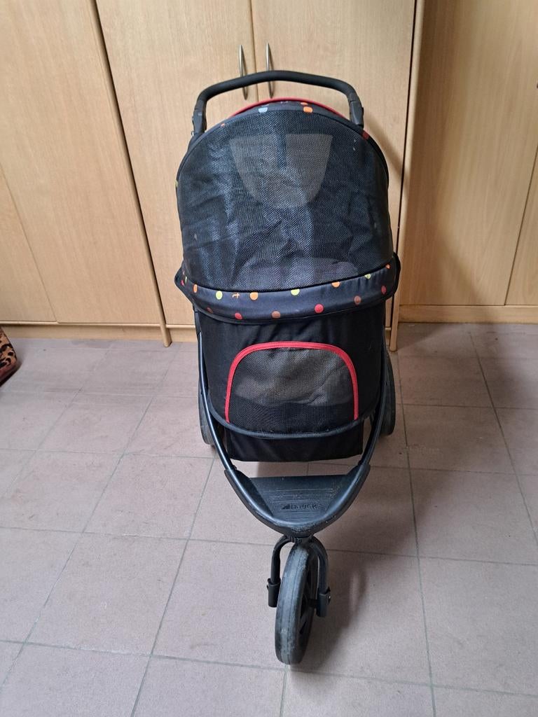 Grande poussette pour chiens pesant jusqu'à 45 kg, Enlèvement