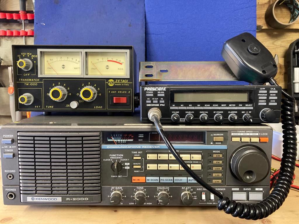 Récepteur KENWOOD R2000 et accessoires CB, TV, Hi-fi & Vidéo, Decks cassettes, Enlèvement, Kenwood