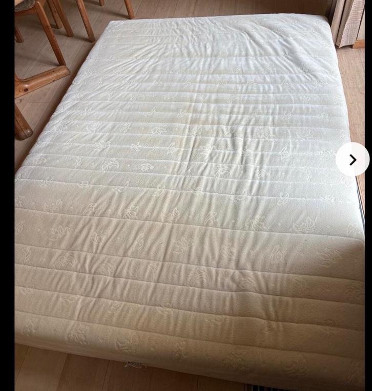 Matras, Huis en Inrichting, Slaapkamer | Matrassen en Bedbodems, Gebruikt, Matras, 140 cm, 200 cm, Tweepersoons, Ophalen
