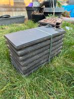 GRATIS 30 dakpannen Koramic Vauban 2D, Ophalen, Steen of Klei, Zwart, Zo goed als nieuw