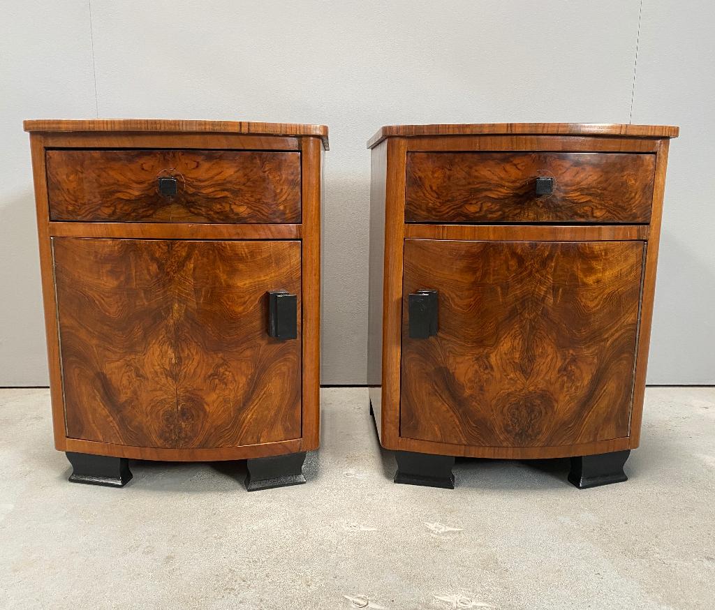 Set van 2 Art Deco nachtkastjes in notenhout, Ophalen, 55 tot 70 cm, Zo goed als nieuw, 45 tot 65 cm