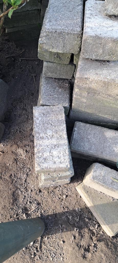 Gratis klinkers, Enlèvement, Comme neuf