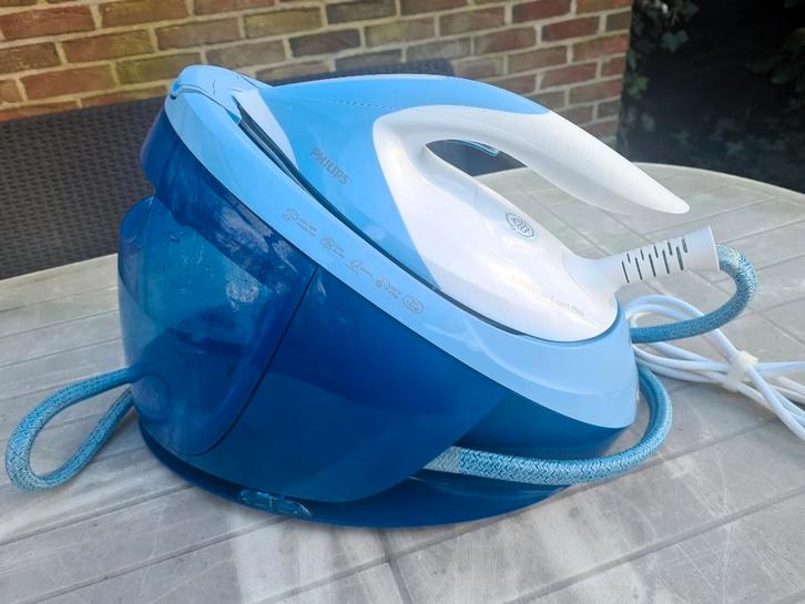 Centrale vapeur Philips Perfect Care Elite GC8940, Electroménager, Fers à repasser & Planches à repasser, Comme neuf, Fer à repasser avec cordon