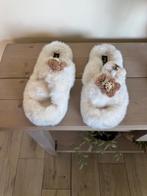 Nieuwe goede degelijke kwaliteit slofjes  M41, Neuf, Enlèvement ou Envoi, Pantoufles, Blanc