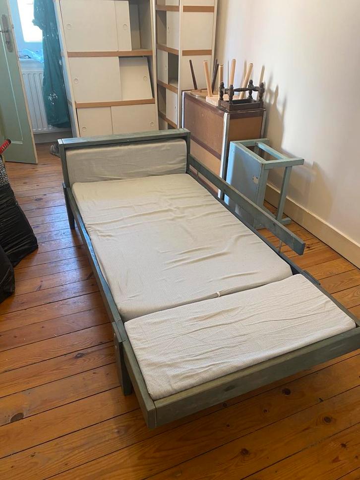 Donne lit evolutif ikea, Maison & Meubles, Chambre à coucher | Lits, Utilisé, Une personne, 90 cm, 190 cm ou moins, Bois, Bleu