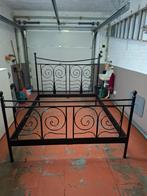 Bedden, frame zonder lattenbodem, Huis en Inrichting, Ophalen, Zwart, Tweepersoons, 200 cm