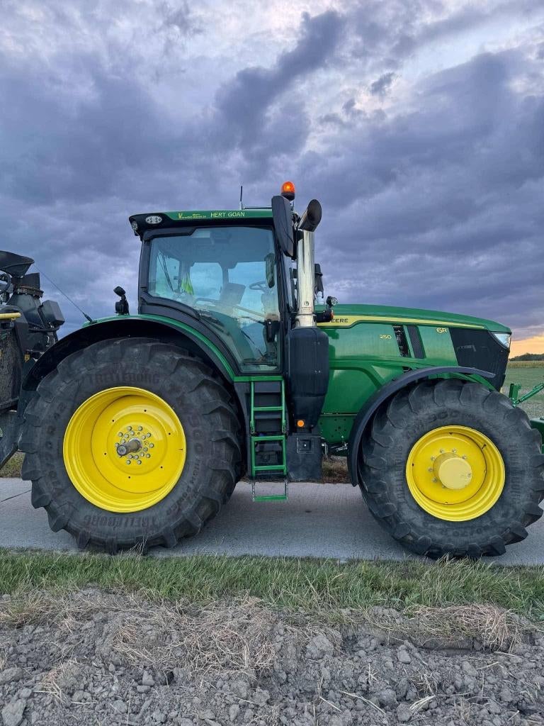 Tractor rvs uitlaat john deere 6R250, Ophalen, John Deere