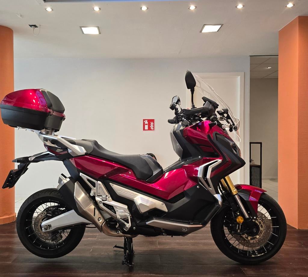Honda X-ADV 750**2018**12.275km**Garantie, Motos, Motos | Honda, Entreprise, Scooter, ABS, Poignées chauffantes, Enlèvement