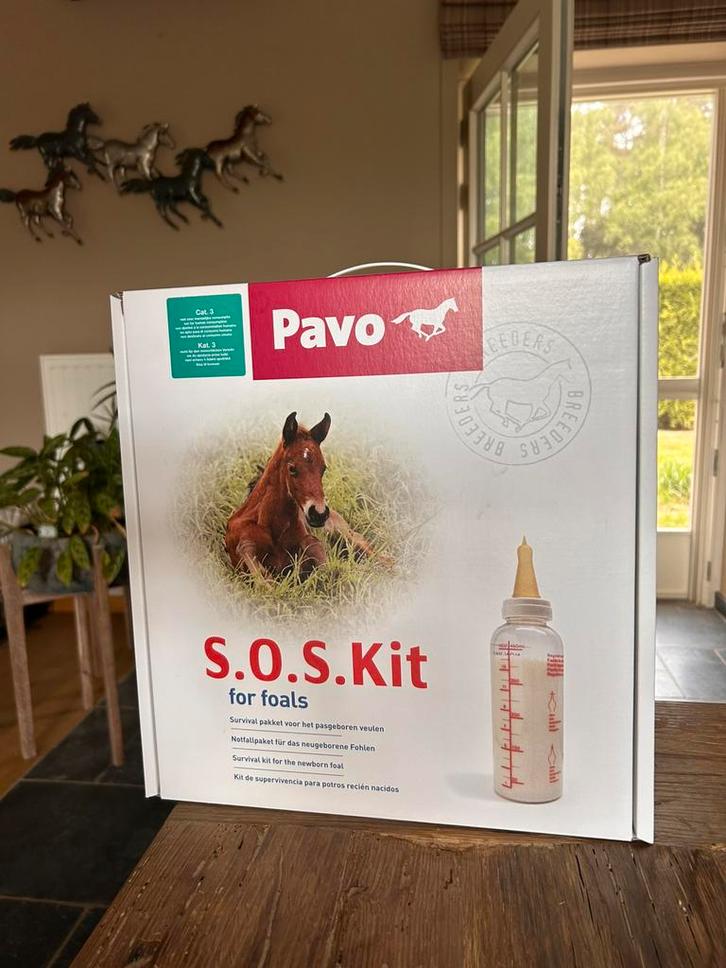 Pavo SOS Kit, eerste hulp bij pasgeboren veulens, Dieren en Toebehoren, Paarden en Pony's | Overige Paardenspullen, Nieuw, Ophalen of Verzenden