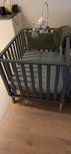 Baby park met matras en beschermong + matrashoesjes, Ophalen, Zo goed als nieuw